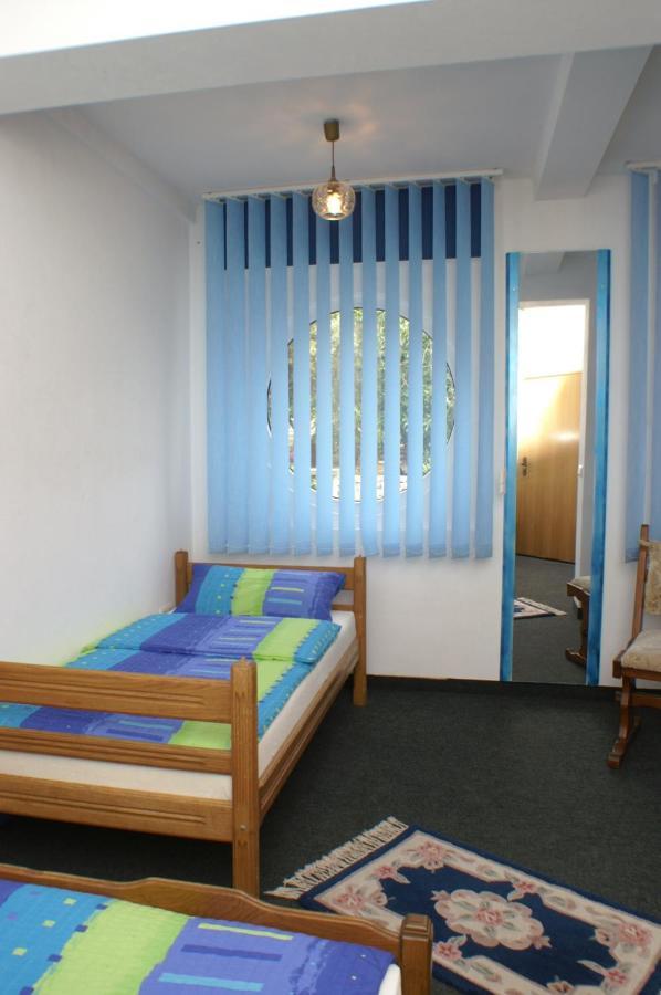 Apartments By The Sea Mandre, Pag - 4098 Exterior foto